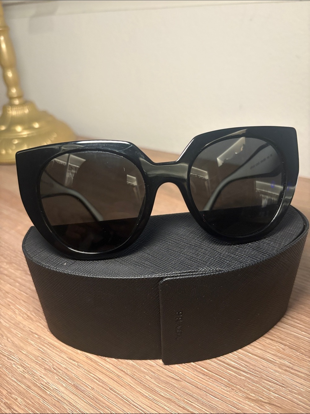 Prada Black Frame with White Arms Cat-Eye Sunglasses- With Case. AS IS - Picture 3 of 14